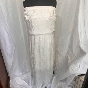 J Gee White Maxi Strapless Dress with Floral Crochet Trim Size Large